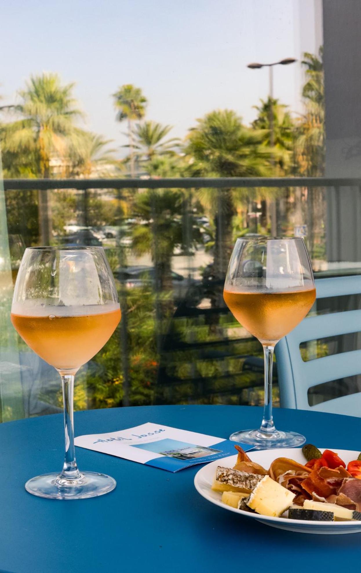 Hotel Josse Antibes Bagian luar foto