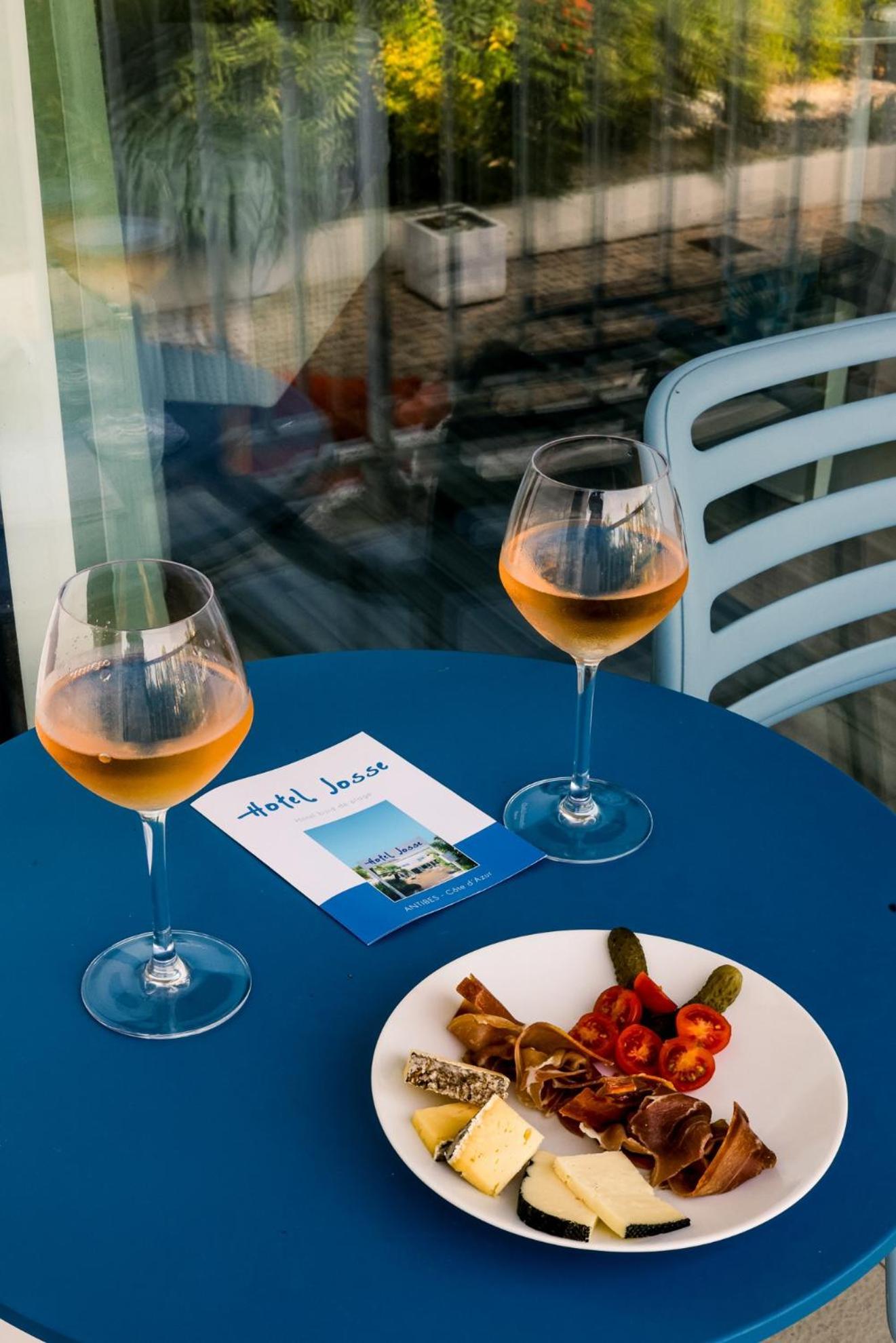 Hotel Josse Antibes Bagian luar foto