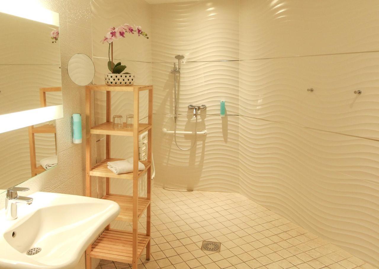 Hotel Josse Antibes Bagian luar foto